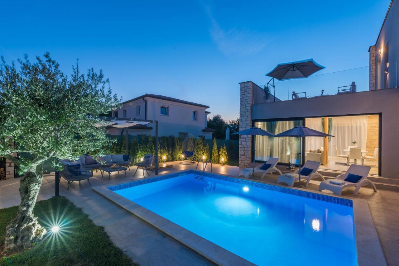 Villa Selest Umag Bagian luar foto
