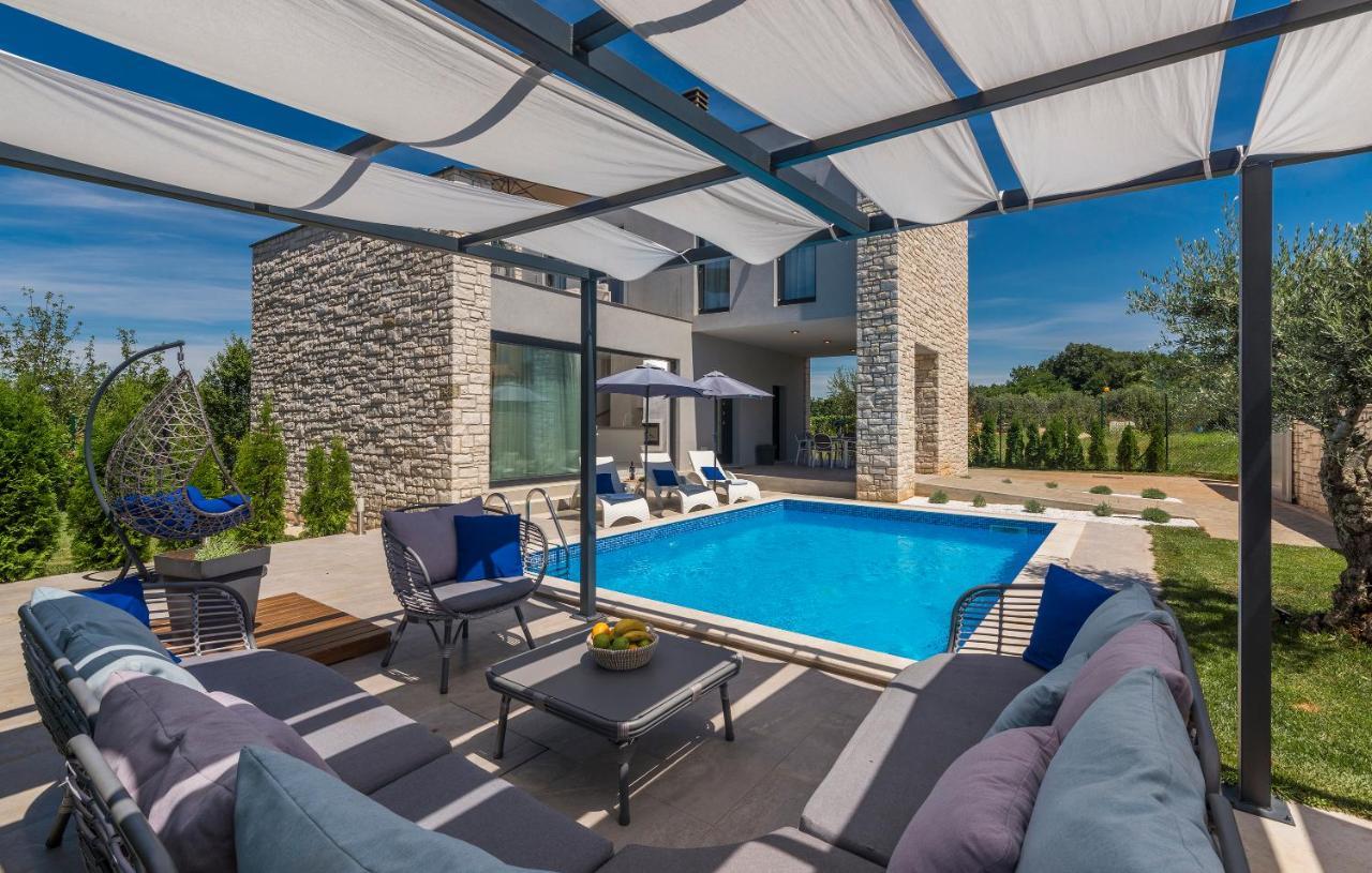 Villa Selest Umag Bagian luar foto