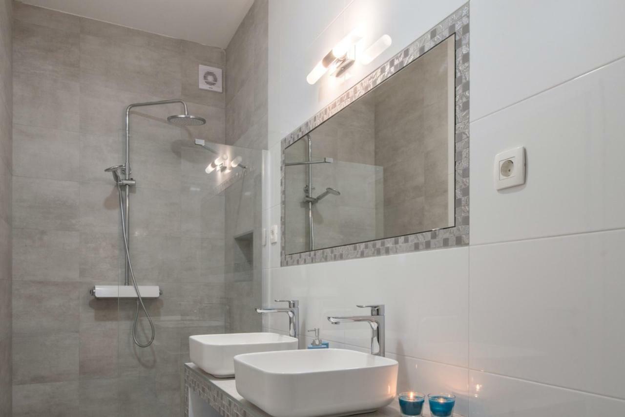 Villa Selest Umag Bagian luar foto